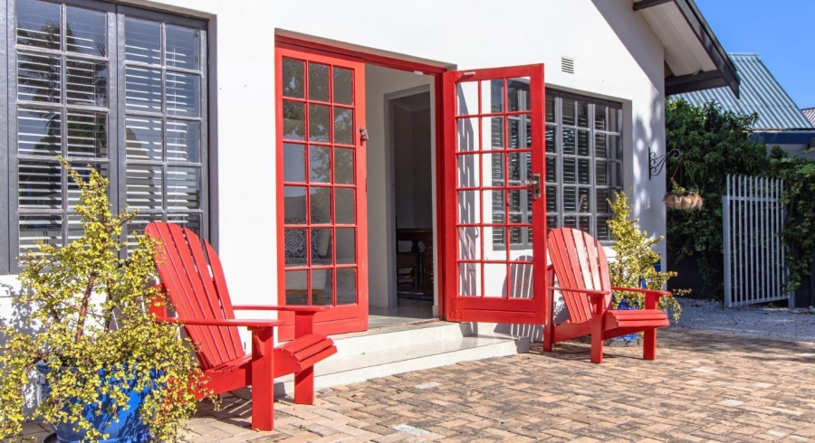 1 Bedroom Property for Sale in Sandbaai Western Cape